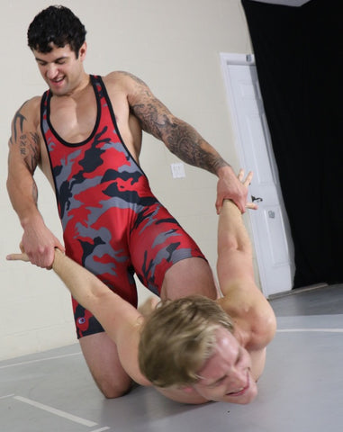 freak tak big vs little singlet surfboard stretch submission hold submit