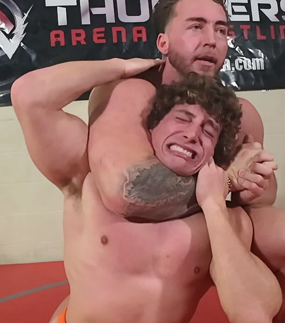 Scrappy vs Brando - Bodybuilder Battle 200