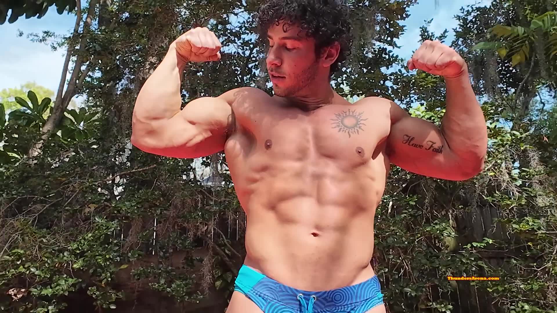 Bronco vs Knight Bodybuilder Battle 214-