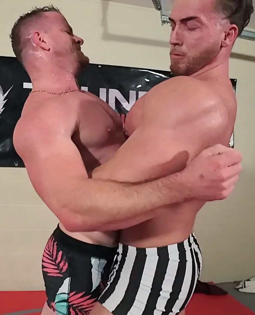 Belly to belly bearhug