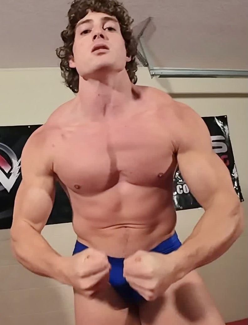 Double bicep flex thunders scrappy