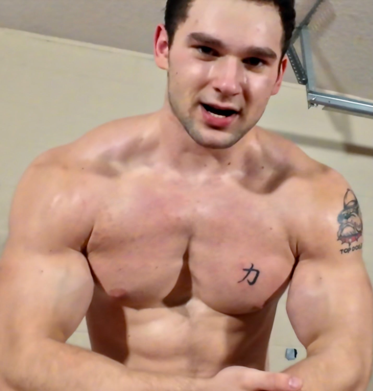 Most muscular flex Herc thunders