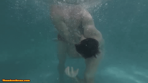 Cason vs Loki - Water Wars 16