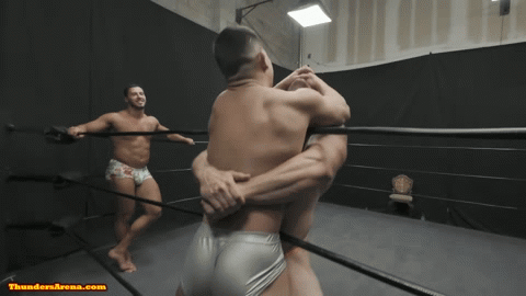 Phish vs Meaty and Bronco - Ring Wars 114