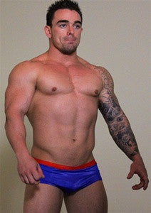 Kratos flex pose chest pecs abs arms 