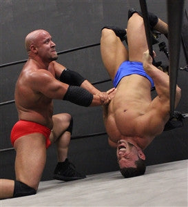 Brute abdominal claw on Brian cage pecs arms tricep