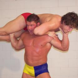 johnny bravo dennis the menace big vs little lift and carry gorilla press