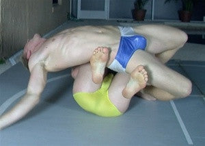 Dominic over the knee backbreaker Tak