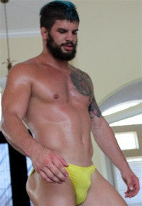 Big sexy flex pose chest pecs abs