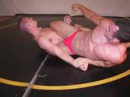 Marco Sebastian body scissors abs pecs chest