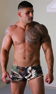 Leo bodybuilder tattoos abs pecs arms biceps
