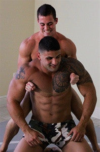 Hooper arm pit hold Leo nice bs