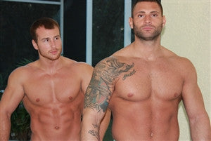 Frey Mike Buff flex pose chest pecs abs arms muscle worship