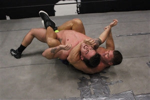 Johnny Bravo full nelson Marco mat pecs arms