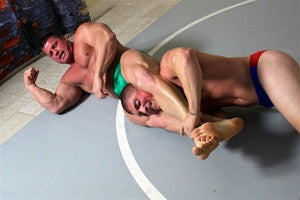 Johnny Bravo Dominic headscissors submission submit muscle worship bicep flex