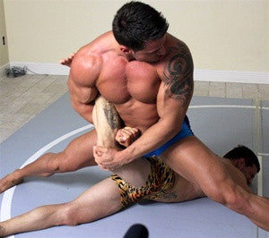 angel boxxy big vs little half boston crab submission hold leg submit dominate