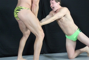 Shane Viggo wrist lock thighs legs abs 