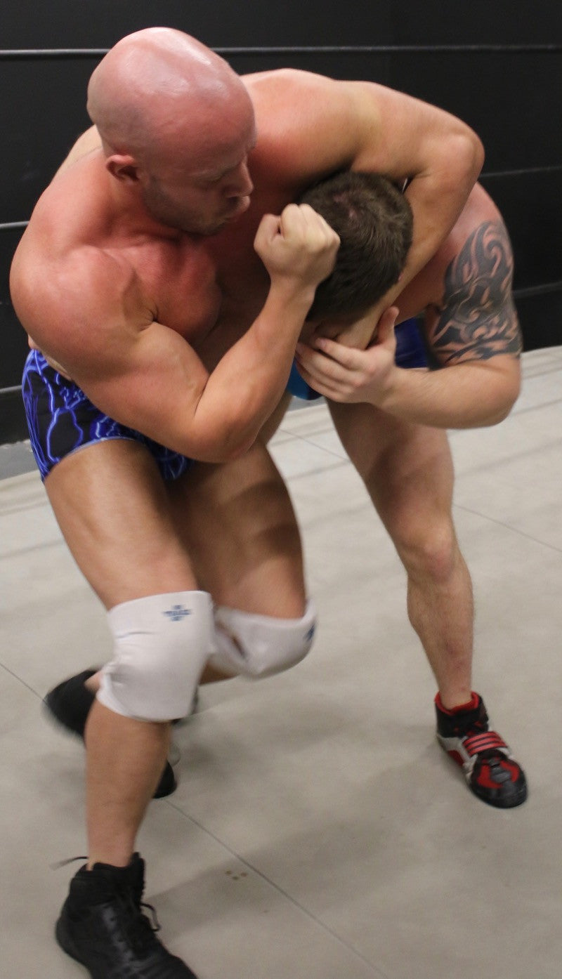 Beast vs Brute - Ring Wars 38