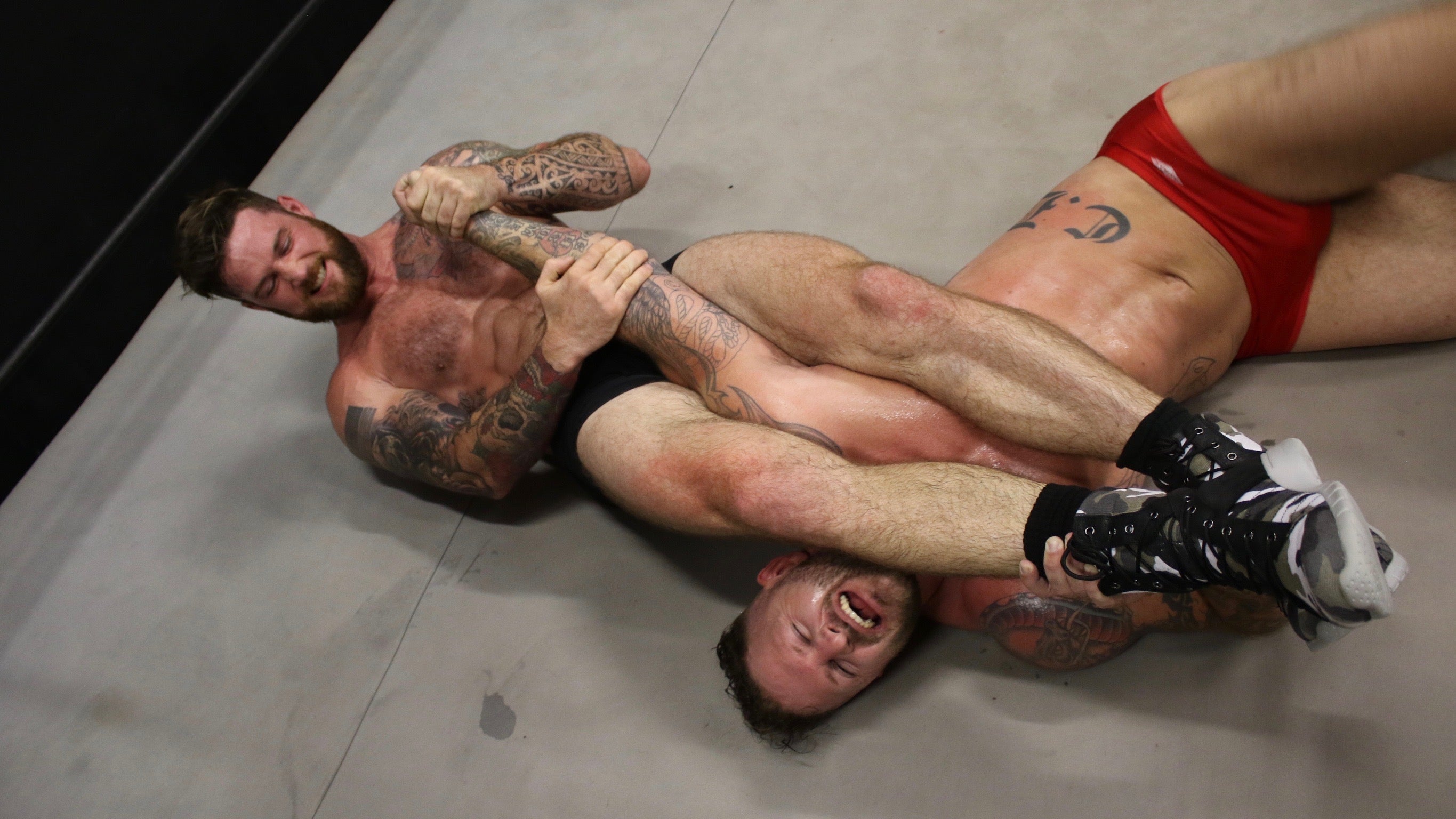 Viking vs Mack - Ring Wars 54