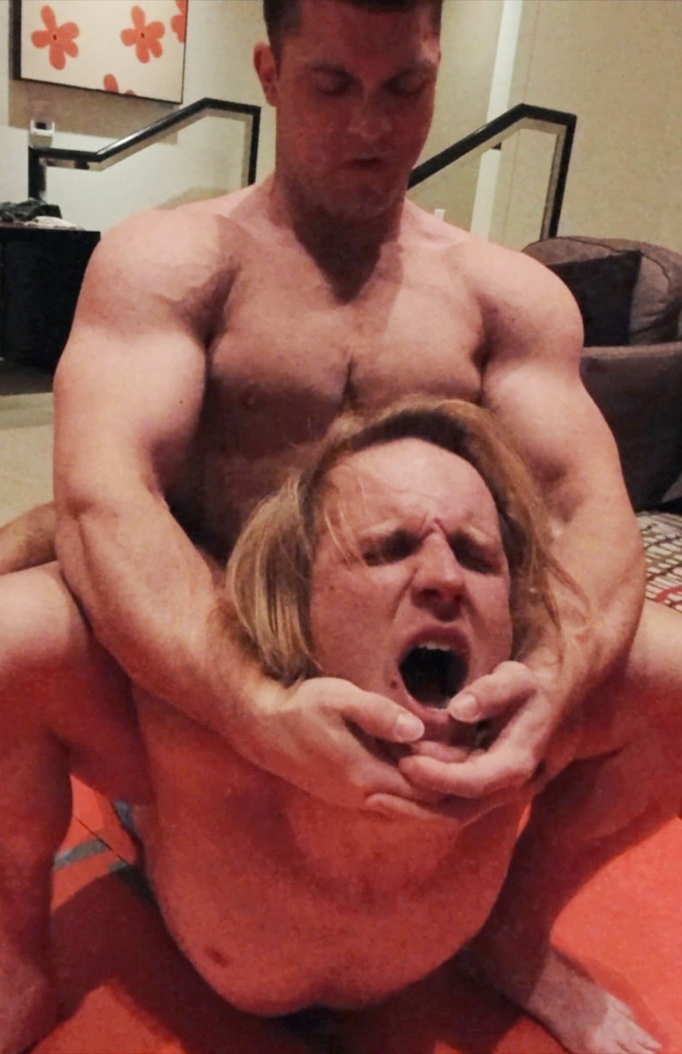 Simpson camel clutching Chad