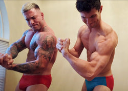 Hero and Ashton89 flexing