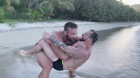 Stallion dropping Dom9 into a wave