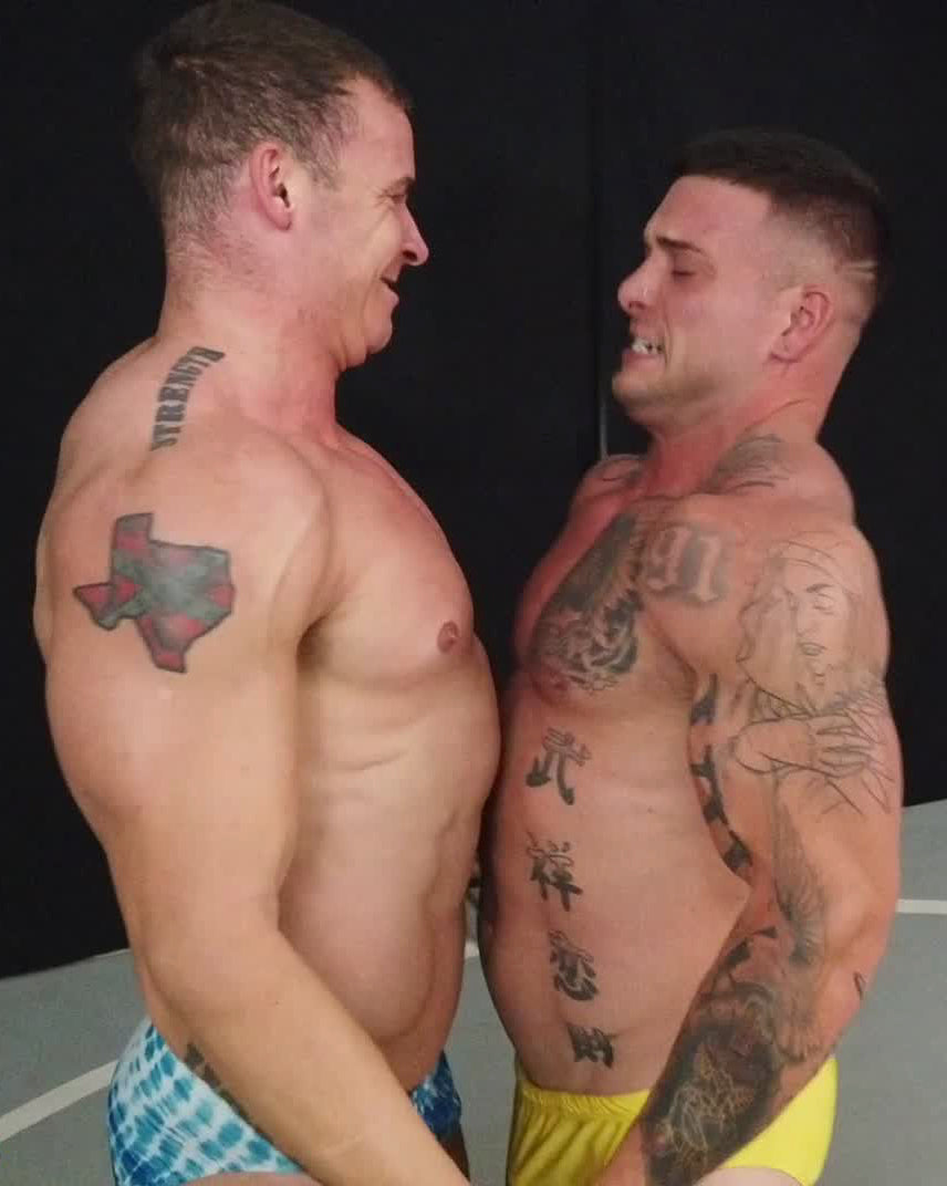 Major wrestles Hero at Thunders Arena Wrestling. 