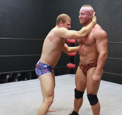 Viggo grapples Brute arms pecs thighs