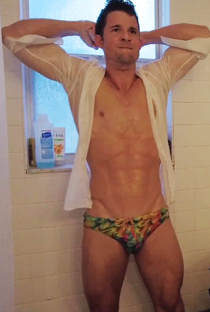 Brix flexing in the shower