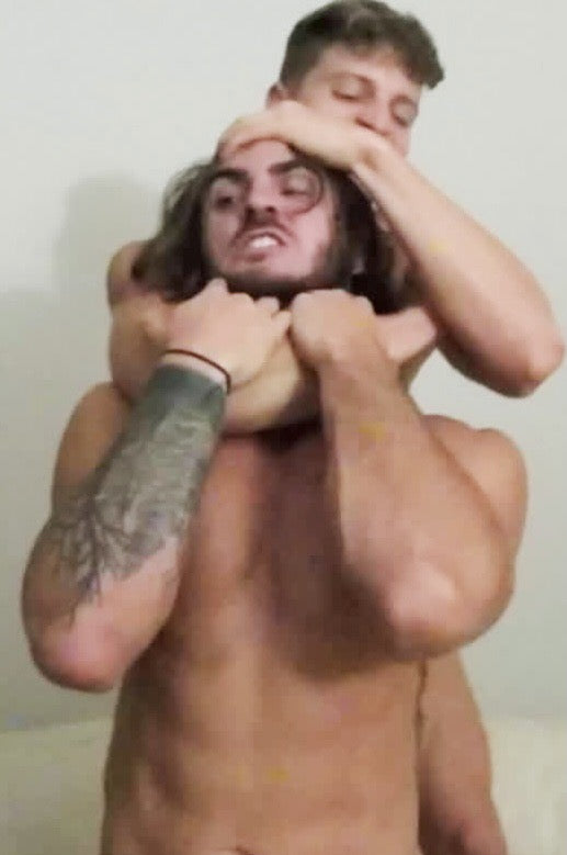 Mars sleeper hold on Silas