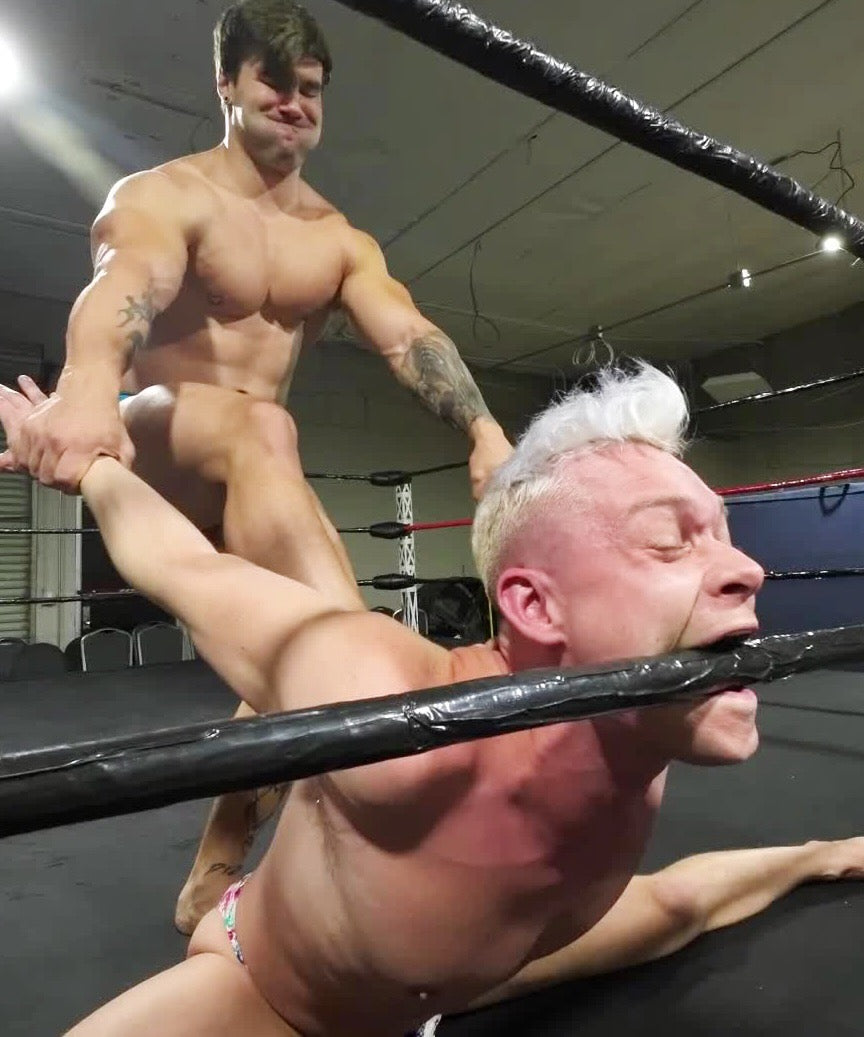 skinny jobber bites rope Thunders Arena