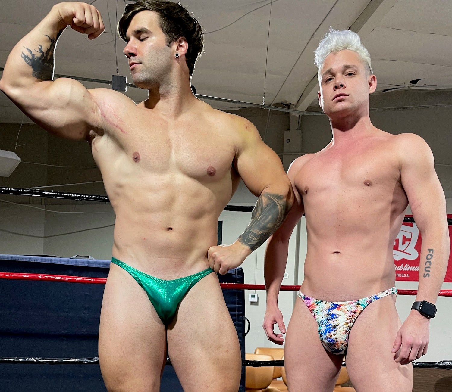 Big vs little flexing