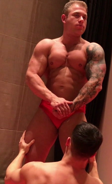 Jake and Kasee flex off at Thunders Arena Wrestling.