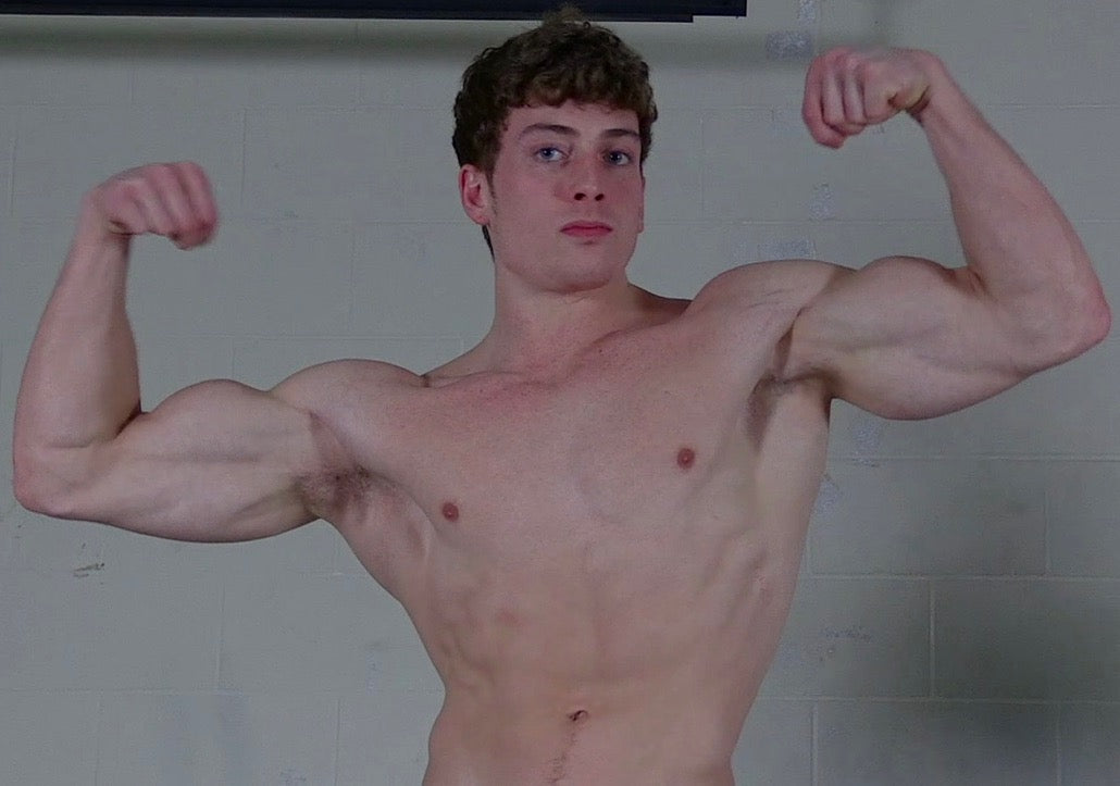 Scrappy flexing his biceps at Thunders Arena Wrestling. 