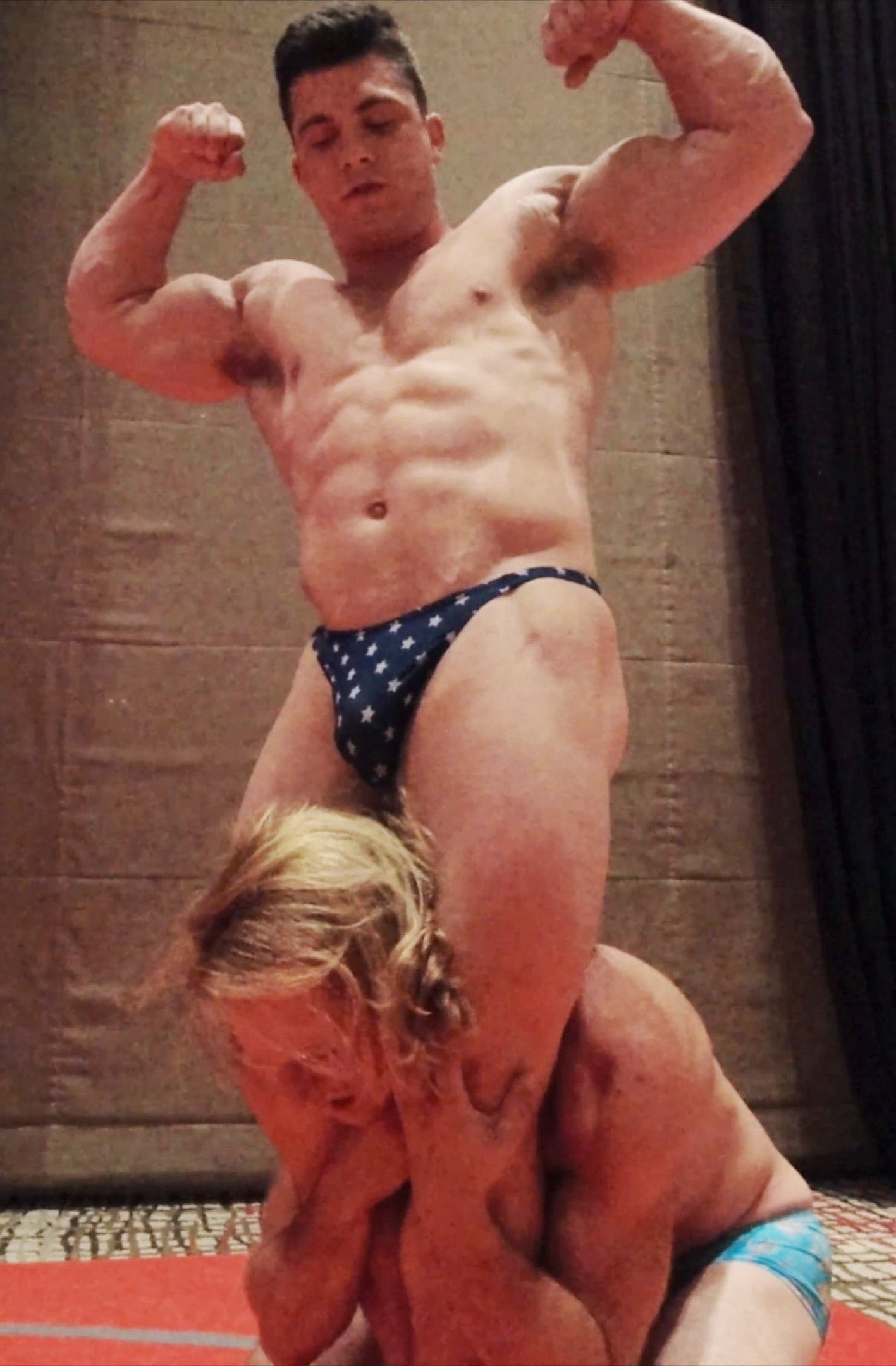 Simpson head locking Chad