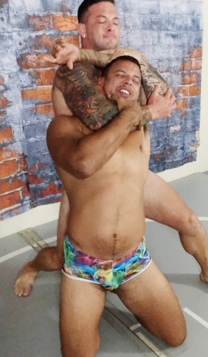 Hero putting Oscar in a choke hold