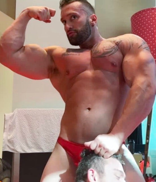 Stallion flexes his biceps at Thunders Arena Wrestling.