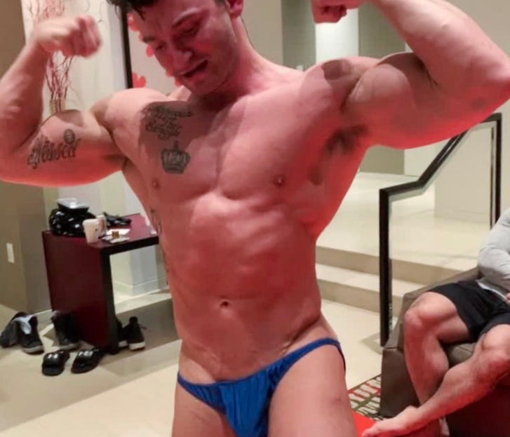 Mercury flexes his biceps at Thunders Arena Wrestling. 