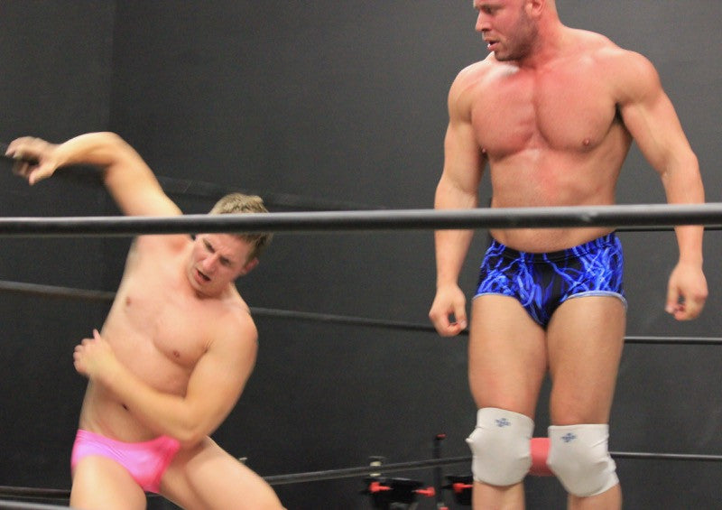 Brute vs Logan Vaughn - Ring Wars 35