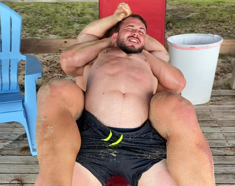 Stallion stretching out Dom9