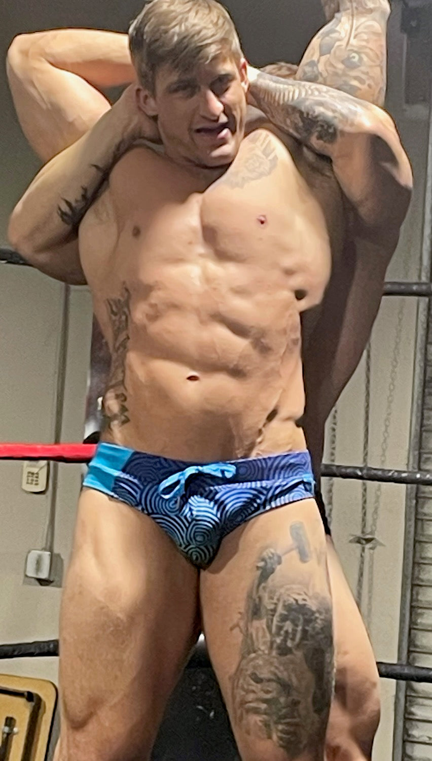 Eagle in Full Nelson