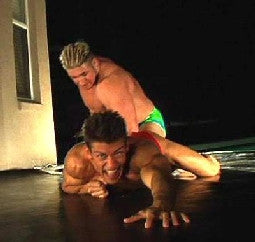 Zman Maximus crawl submission submits arms