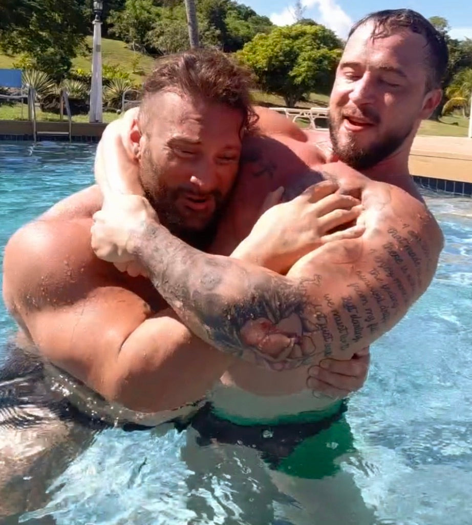 Dom9 putting Stallion in a side head lock