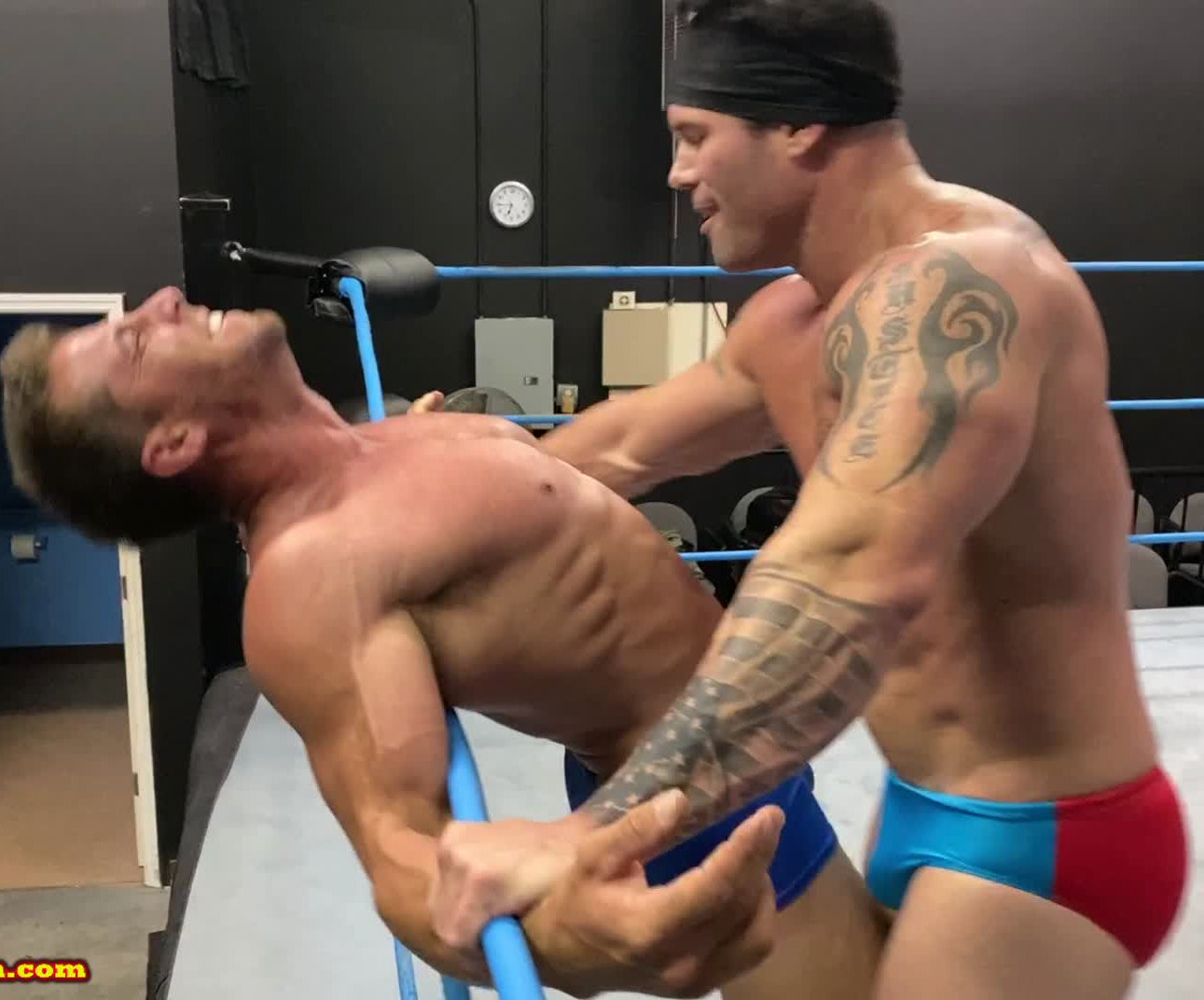 back stretch justice cash thunders arena wrestling