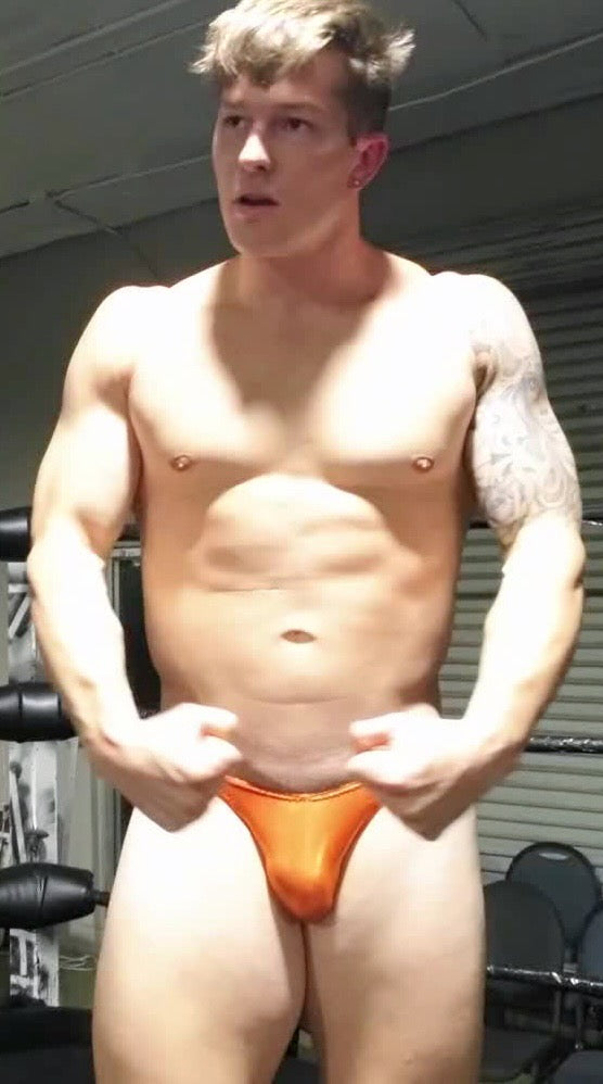 Most muscular pose thunders arena