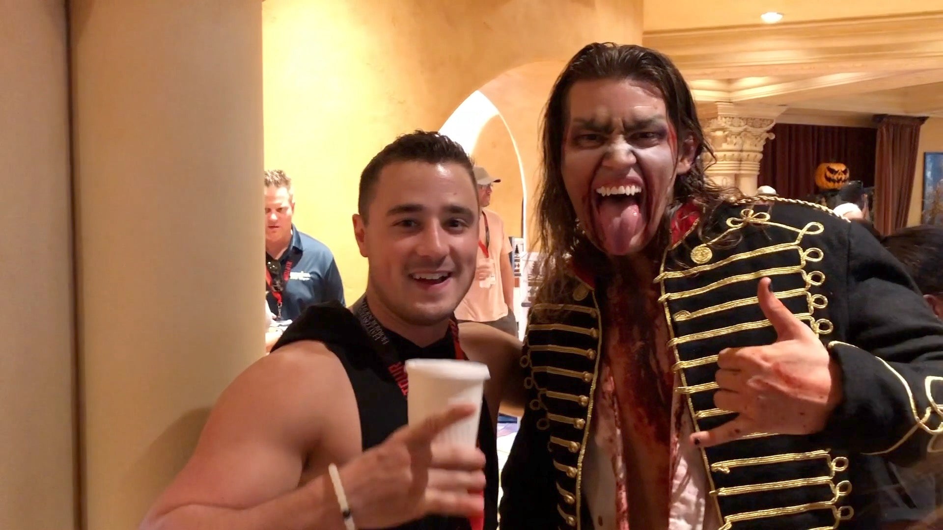 Thunders at Universal - Behind The Scenes