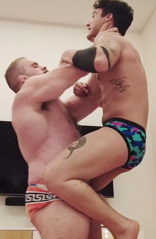 Davin choke lifting Stevie