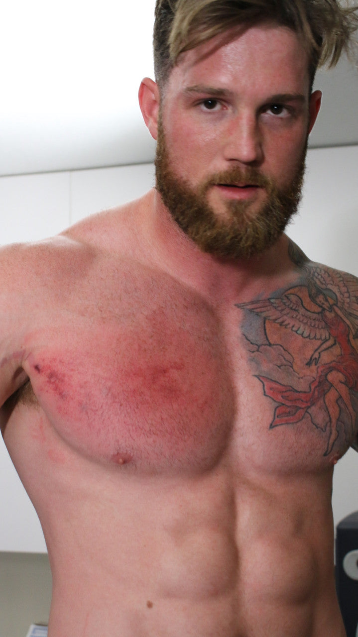 Mark Bodybuilder Mark Muscle vs Viking - Bodybuilder Battle 106