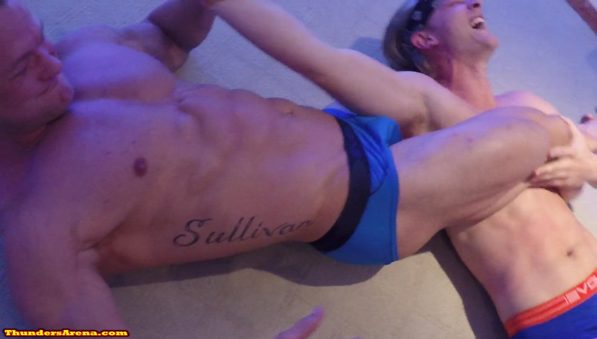 Steel TAK body scissors abs pecs chest